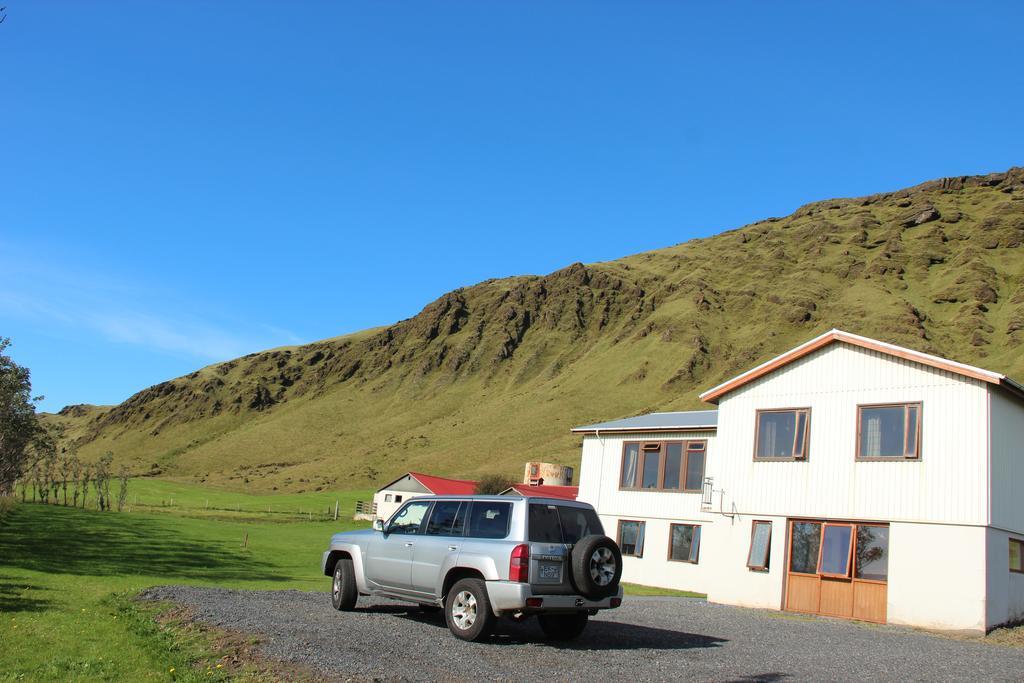 Skammidalur Guesthouse Vik i Myrdal Exterior photo
