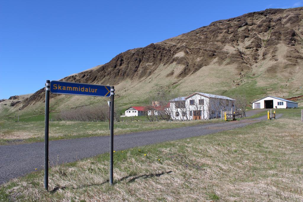 Skammidalur Guesthouse Vik i Myrdal Exterior photo